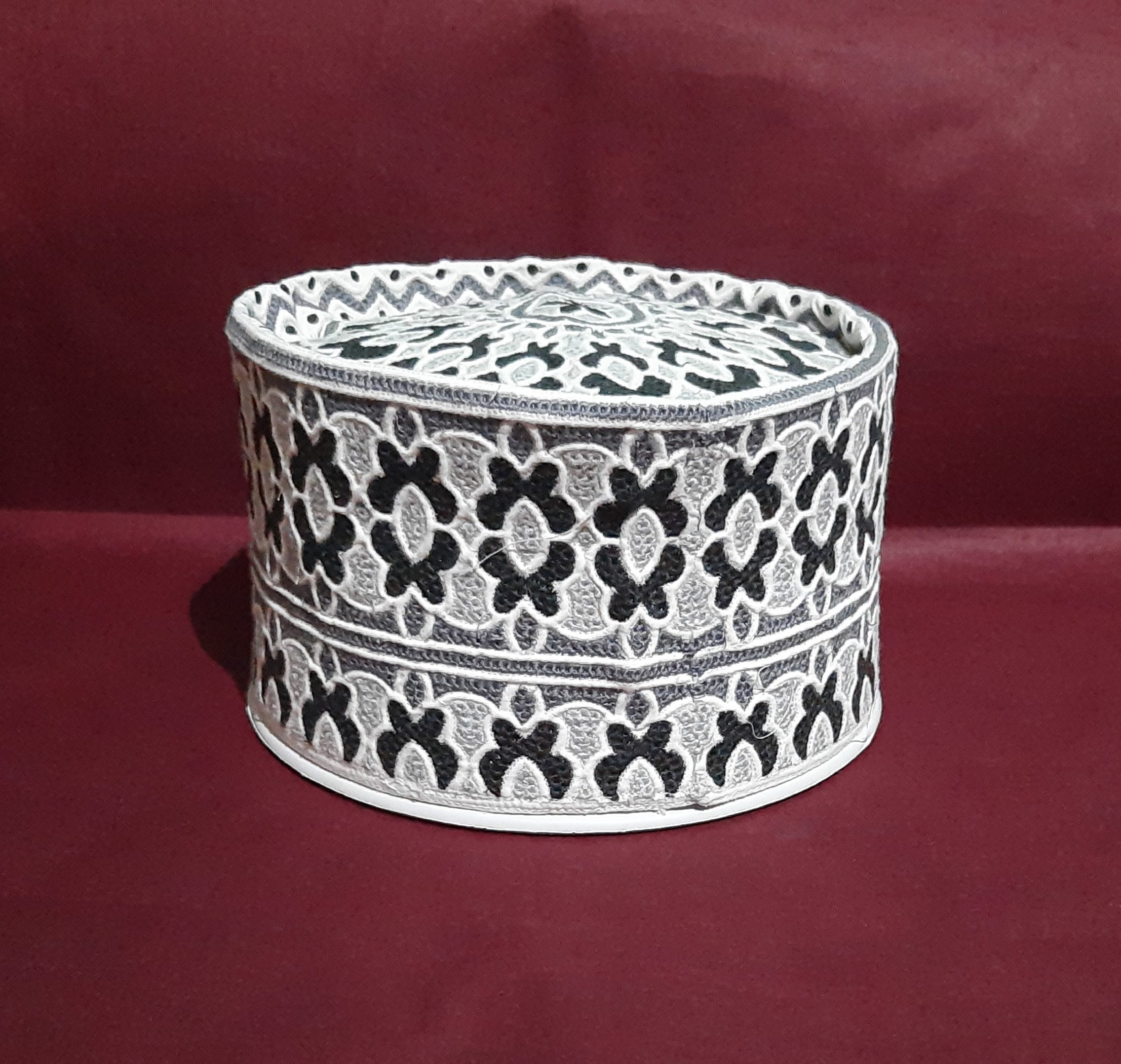 New Original Omani Barkati Cap Soft Cotton Material modal no 118 Sizs 22 ( Barkati Topi)