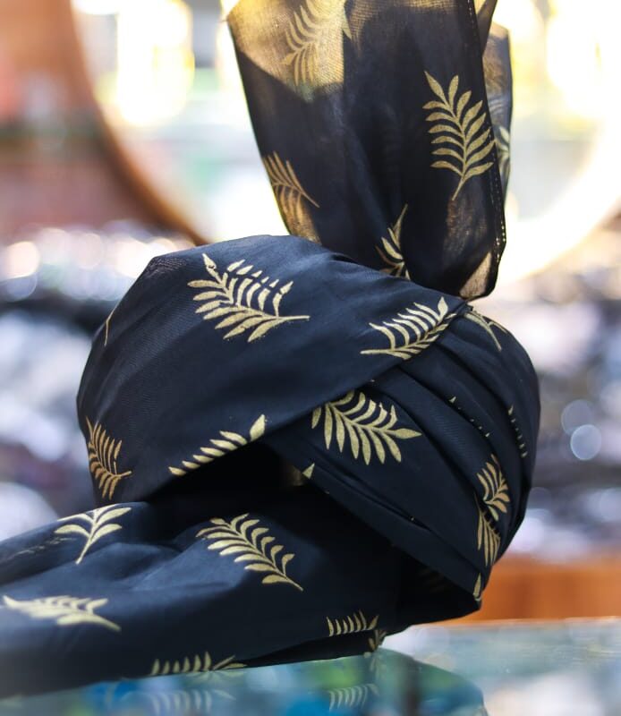 Black & Gold Leaf Pattern Imama