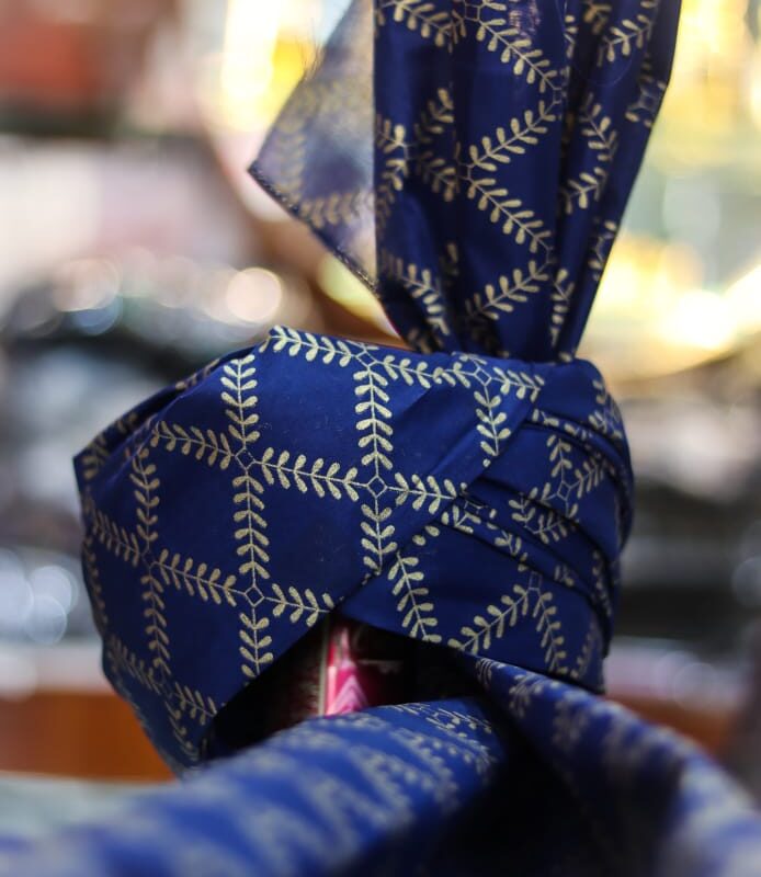 Royal Blue & Gold Leaf Pattern Imama